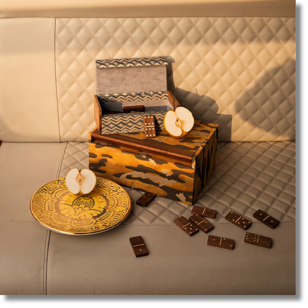 Fortuny Dominoes Set